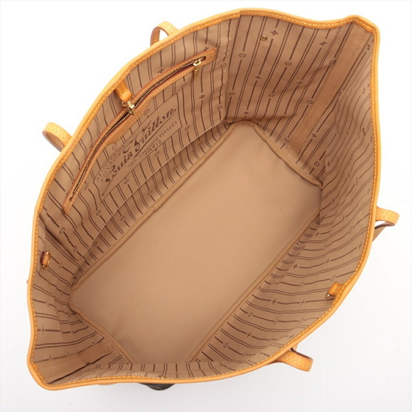 Louis Vuitton Monogram Neverfull Bag - Picture 7 of 10